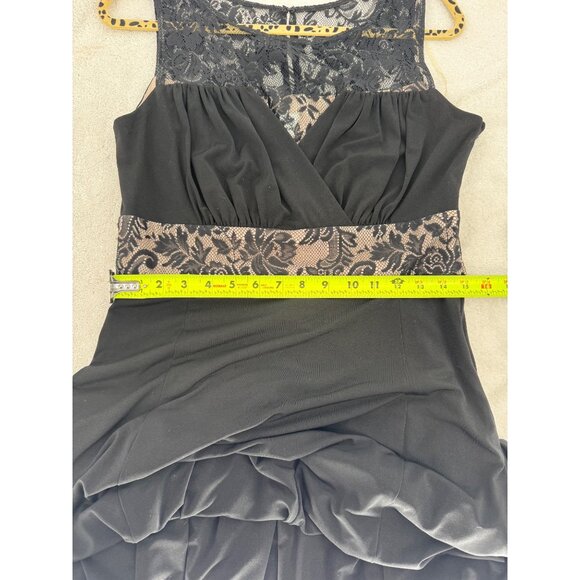 Black Sleeveless Lace Trim Maxi Dress With Nude Lining Accents - Picture 10 of 12